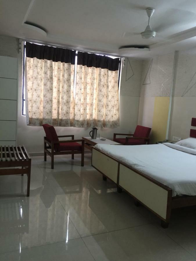 Sarovar Hotel วิสาขปัตนัม ภายนอก รูปภาพ